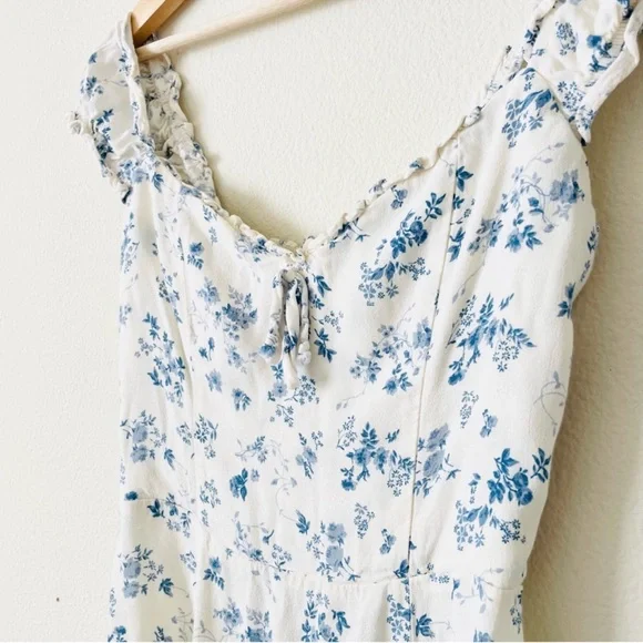NWT Reformation The Pacey Floral Sweetheart Mini Dress in Lula White Blue Print - Picture 3 of 8